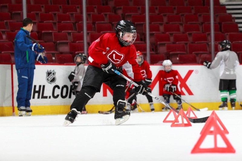 CANUCKS 1ST STRIDES 29/01/15