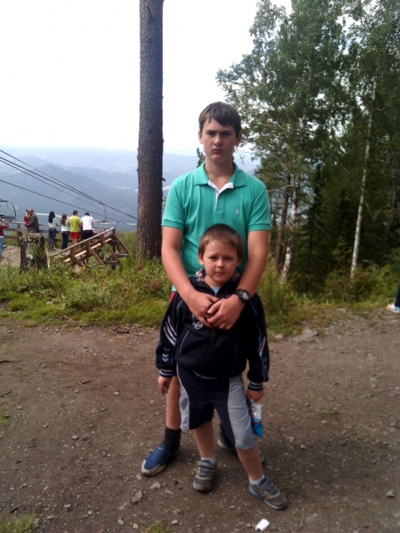 С братом в горном алтае.