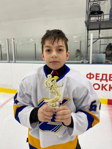 Богдан Усубян ХК "Дизель"