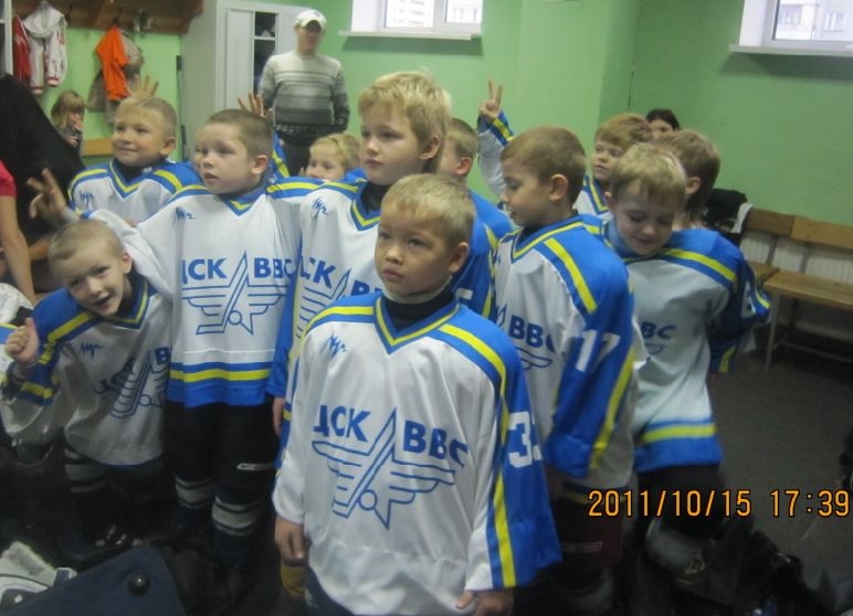 Несколько наших мальчишек